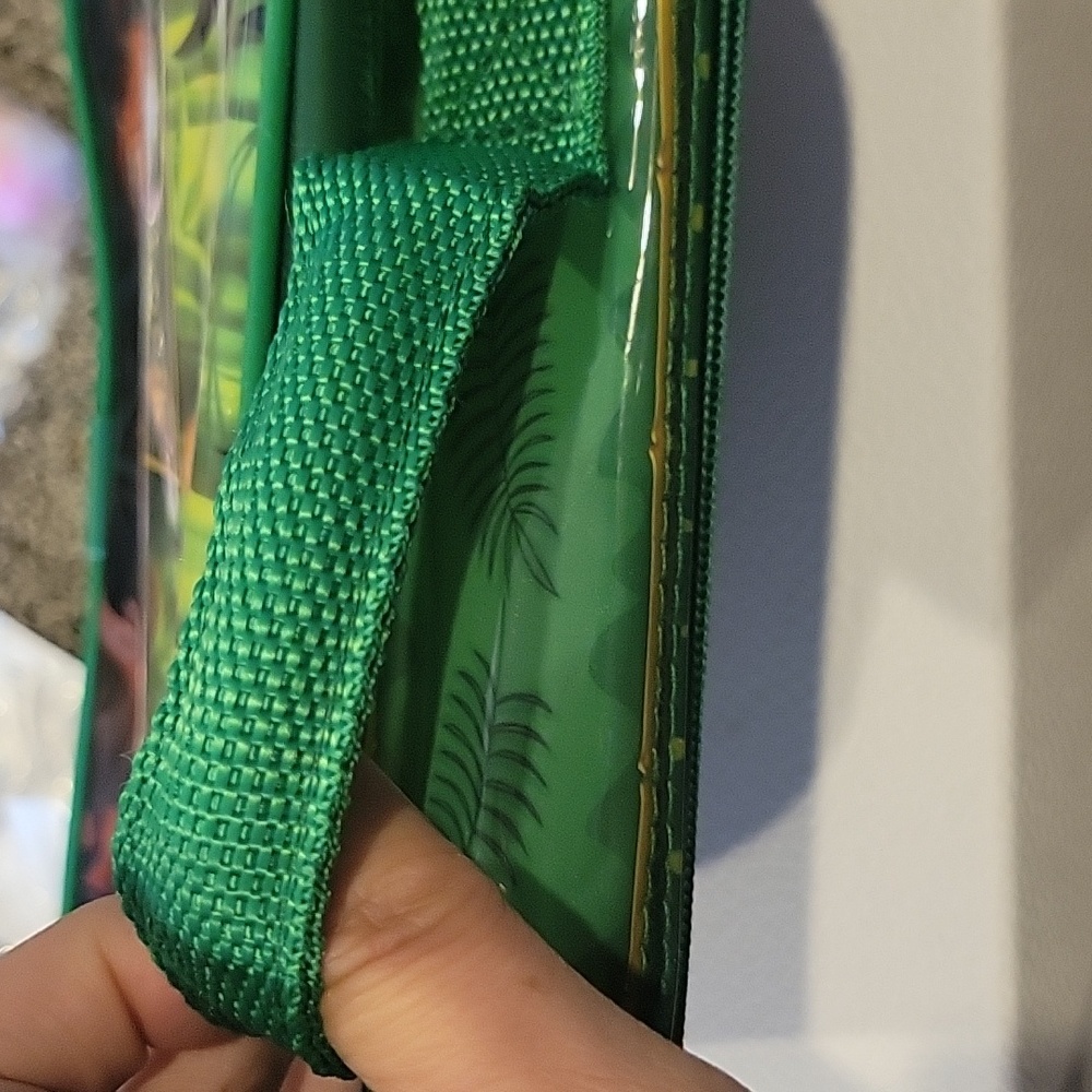 New Jungel book insulated lunch box - Picture 3 of 3
